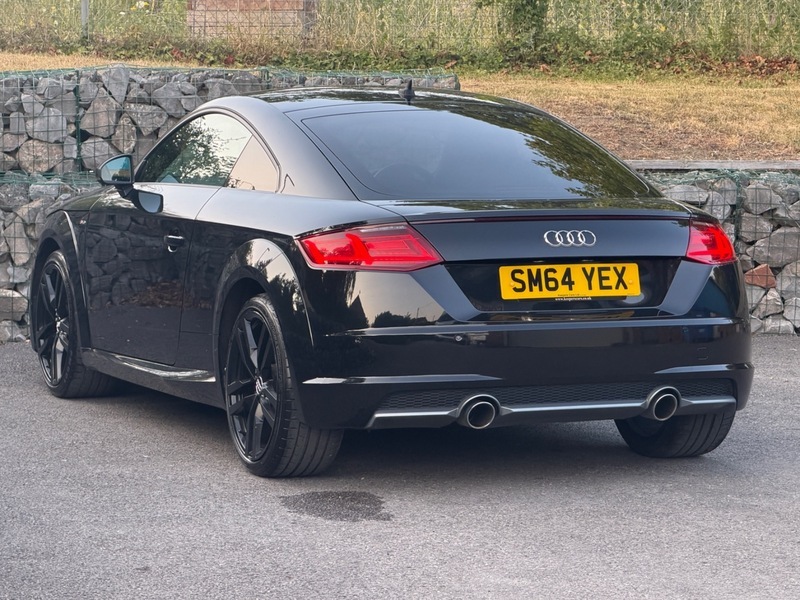 Audi TT 2.0 Tdi Ultra S-line Black #3
