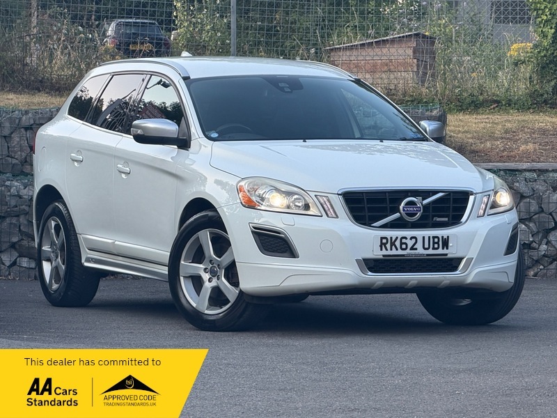 Volvo XC60 2.4 D5 R-design Lux White