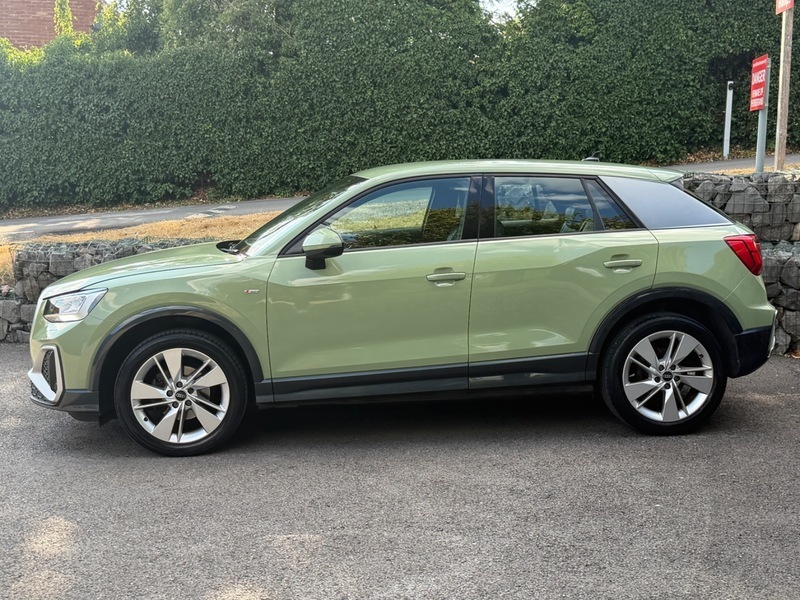 Audi Q2 1.5 Tfsi Cod 35 Green #6