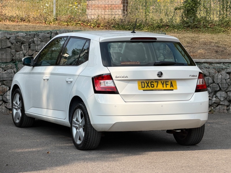 Skoda Fabia 1.0 Tsi Se-l Euro White #4