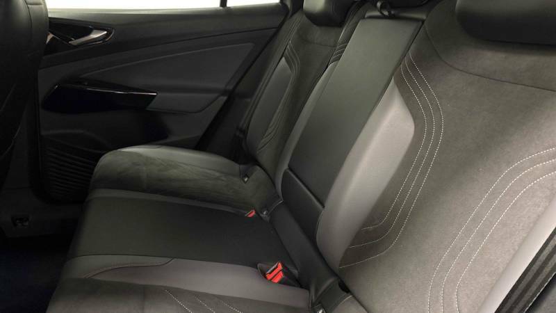 Volkswagen ID.5 Pro 77Kwh Style Suv 174 Ps Red #7