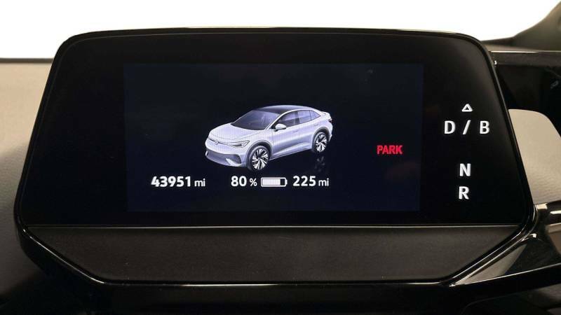 Volkswagen ID.5 Pro 77Kwh Style Suv 174 Ps Red #9