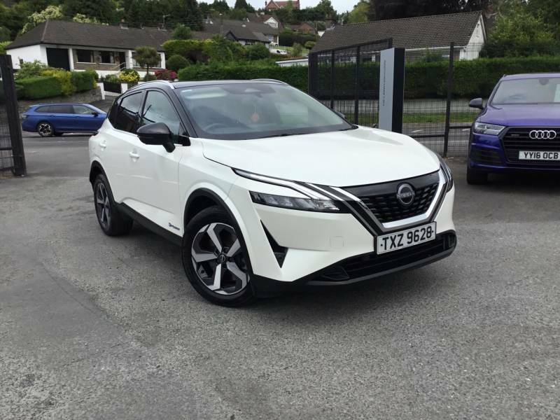 Nissan Qashqai 1.5 H E-power N-connecta Euro 6 Ss White