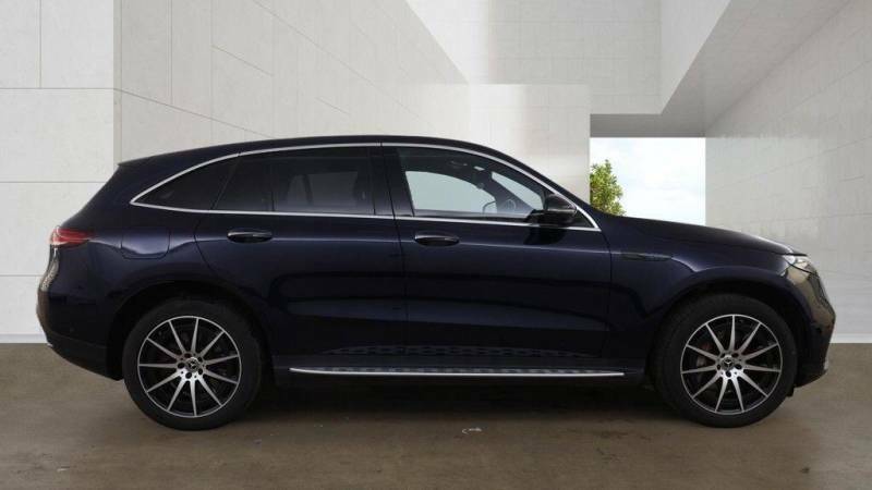 Mercedes-Benz EQC Eqc 400 80Kwh Amg Line 4Matic - 2022 71 Blue #4
