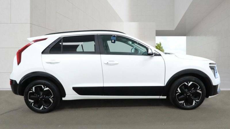 Kia e-Niro 64.8Kwh 3 White #4