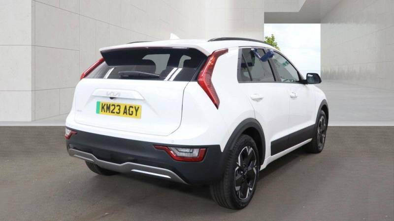 Kia e-Niro 64.8Kwh 2 White #4