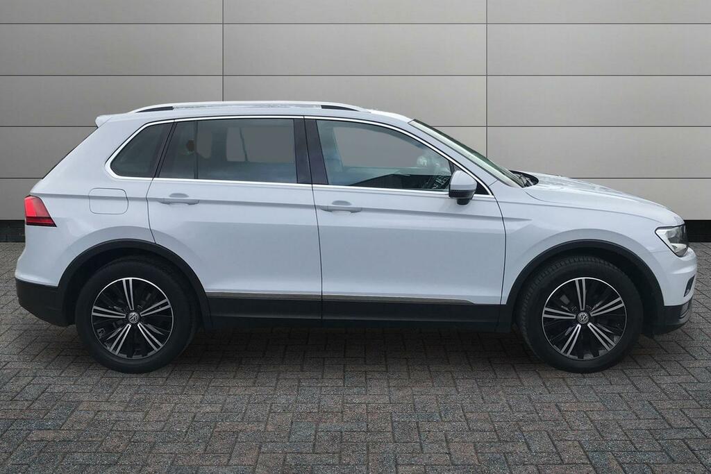Volkswagen Tiguan 2.0 Tdi Se Navigation Dsg Euro 6 Ss Silver #5