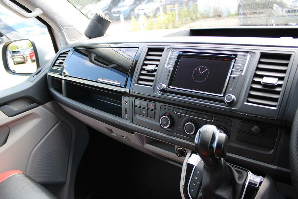 Volkswagen Transporter Sportline 2L 2.0 Bitdi T3bluemotion Tech Window Van Dies Black #10