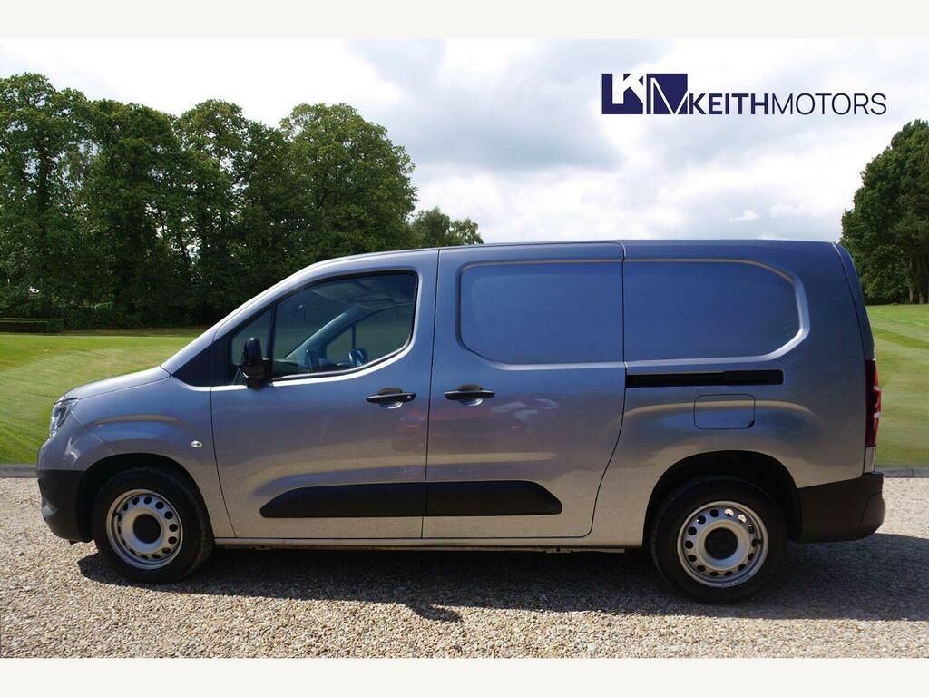 Vauxhall Combo 1.5 Turbo D 2300 Prime Panel Van 6Dr L #4
