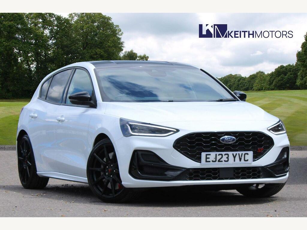 Ford Focus 2.3T Ecoboost St Hatchback