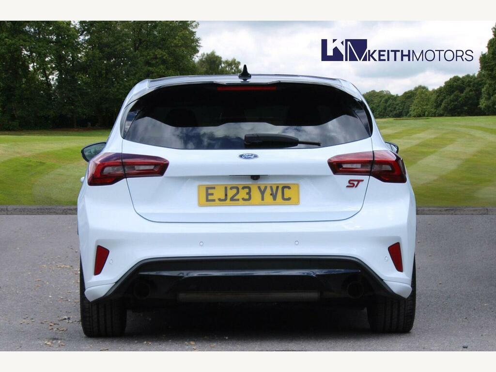 Ford Focus 2.3T Ecoboost St Hatchback #3