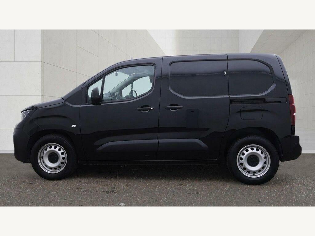 Peugeot E-Partner 800 50Kwh Professional Premium Standard Panel Va #3