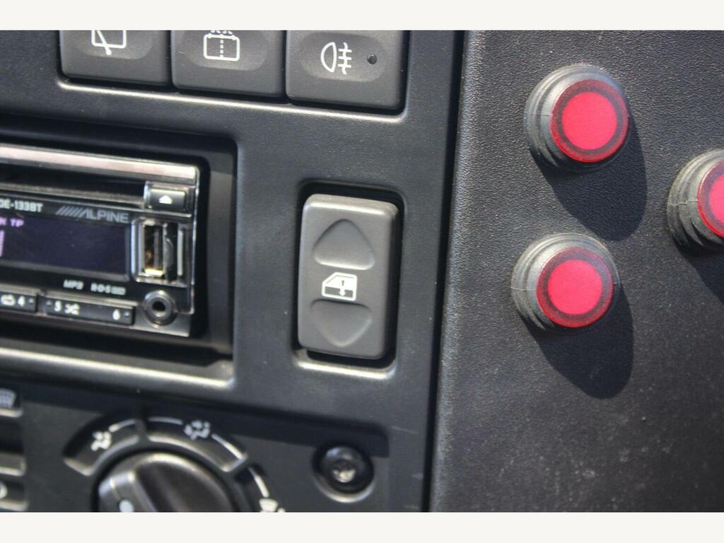 Land Rover Defender 90 Suv Brown #11