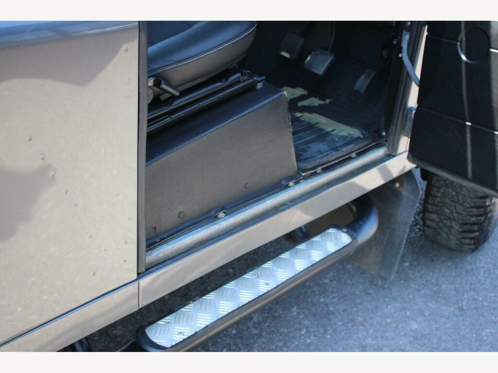 Land Rover Defender 90 Suv Brown #32