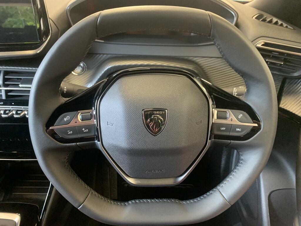 Peugeot 2008 1.2 Puretech 130 Gt Eat8 White #23