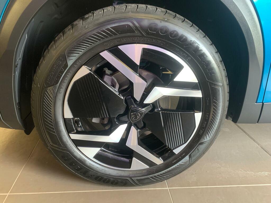 Peugeot 2008 1.2 Puretech 130 Gt Eat8 White #10