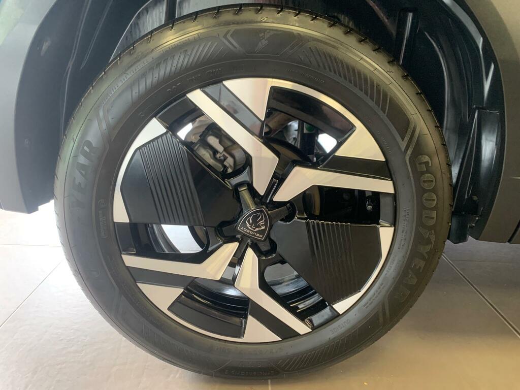 Peugeot 2008 1.2 Puretech 130 Gt Eat8 White #12
