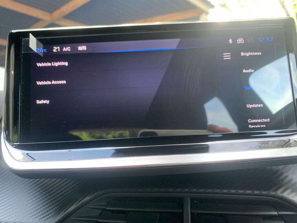 Peugeot 2008 1.2 Puretech 130 Gt Eat8 White #33
