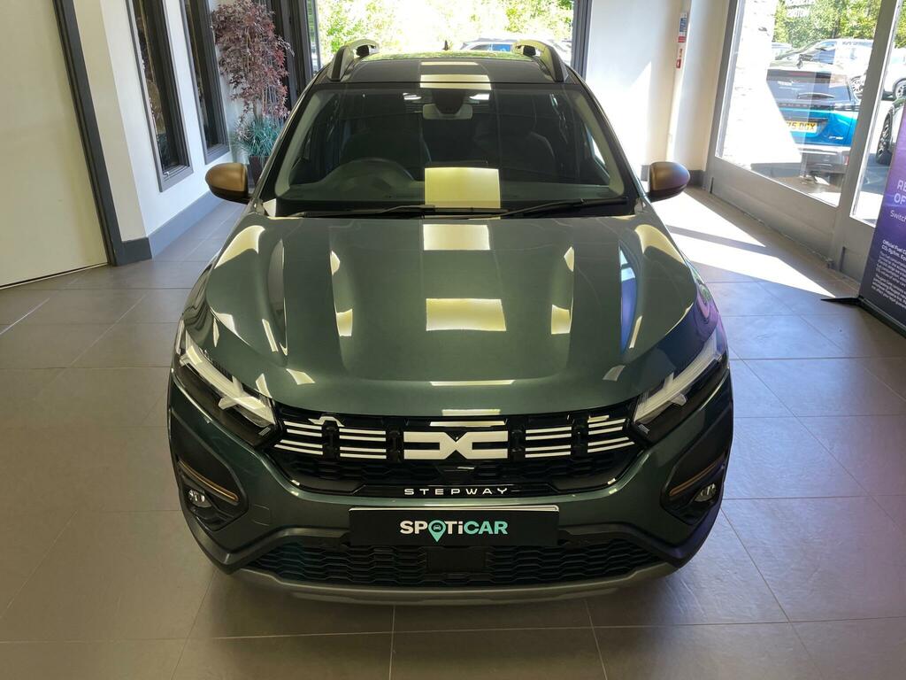 Dacia Sandero Stepway 1.0 Tce Extreme Hatchback Euro 6 Green #2