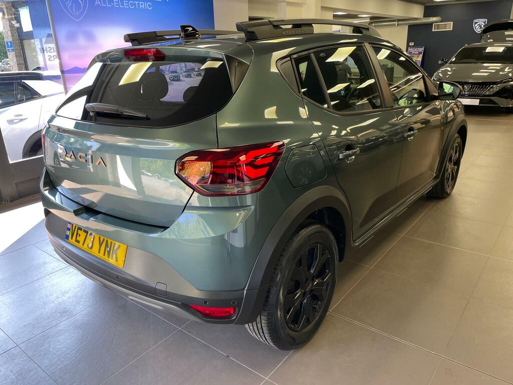 Dacia Sandero Stepway 1.0 Tce Extreme Hatchback Euro 6 Green #6
