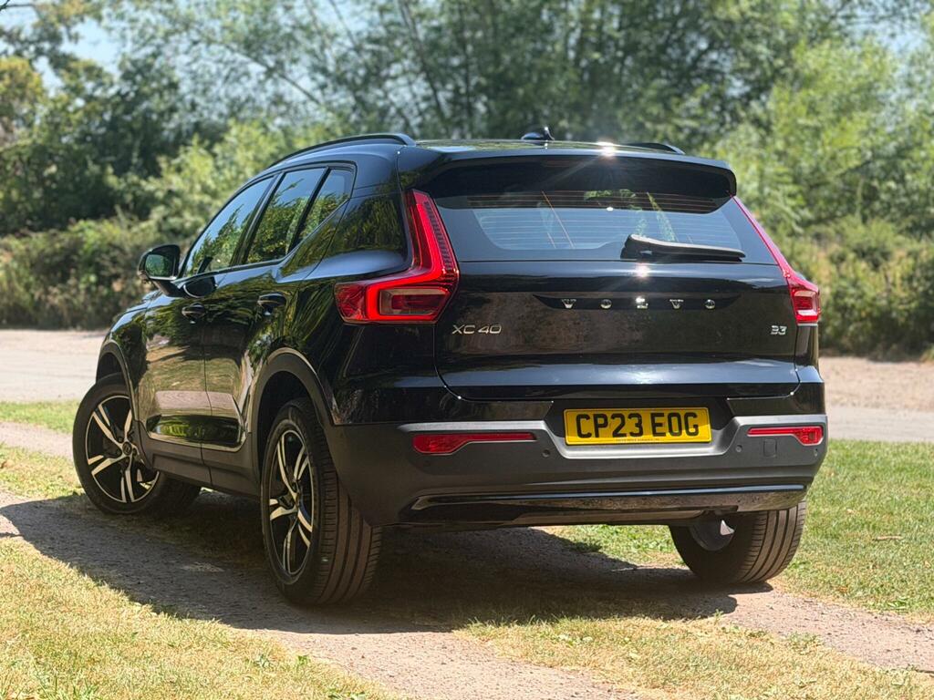 Volvo XC40 2.0 B3 Mhev Plus Dark Suv Hybrid Dct Au Black #5