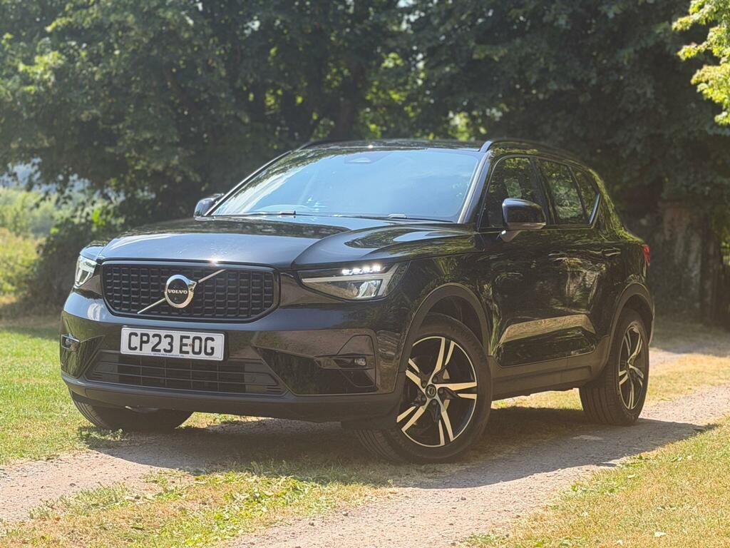 Volvo XC40 2.0 B3 Mhev Plus Dark Suv Hybrid Dct Au Black #2