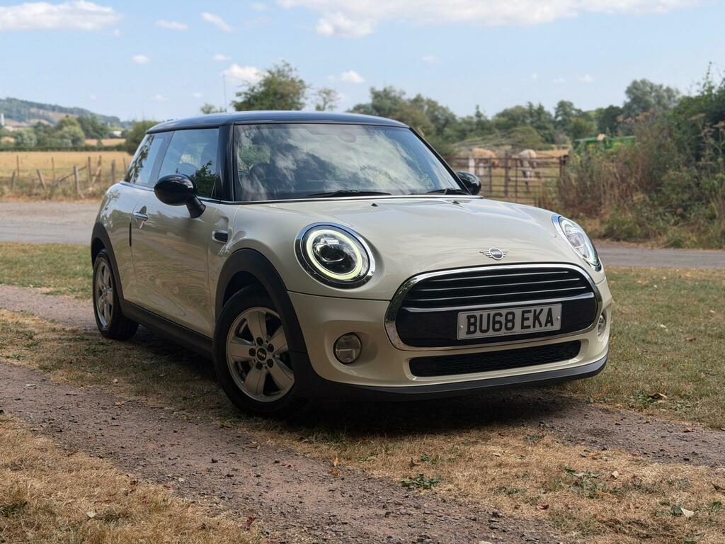 Mini Hatch 1.5 Cooper Euro 6 Ss White