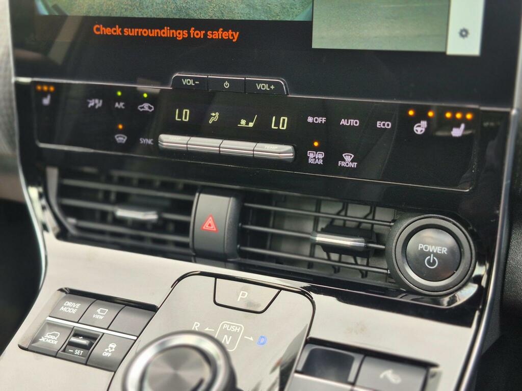 Subaru Solterra Touring U965 Ulez Silver #32