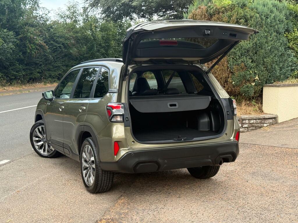 Subaru Forester 2025 2.0I-s Eu Field Green #11