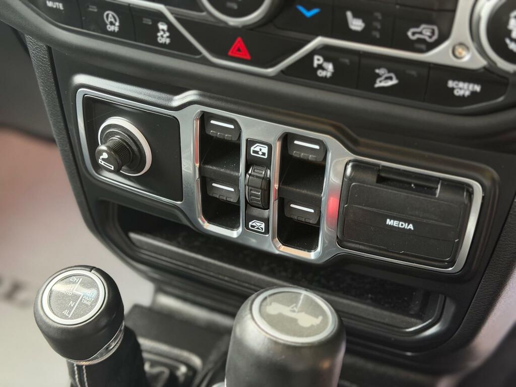Jeep Wrangler 2.0 Gme Overland  #13