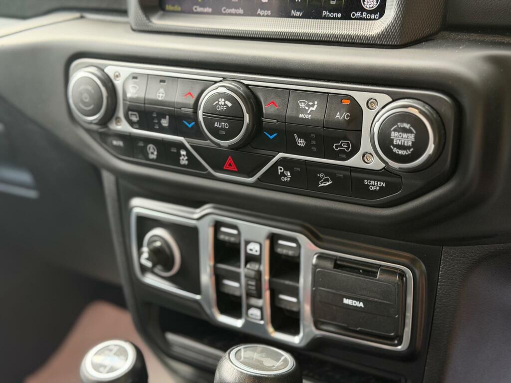 Jeep Wrangler 2.0 Gme Overland  #8