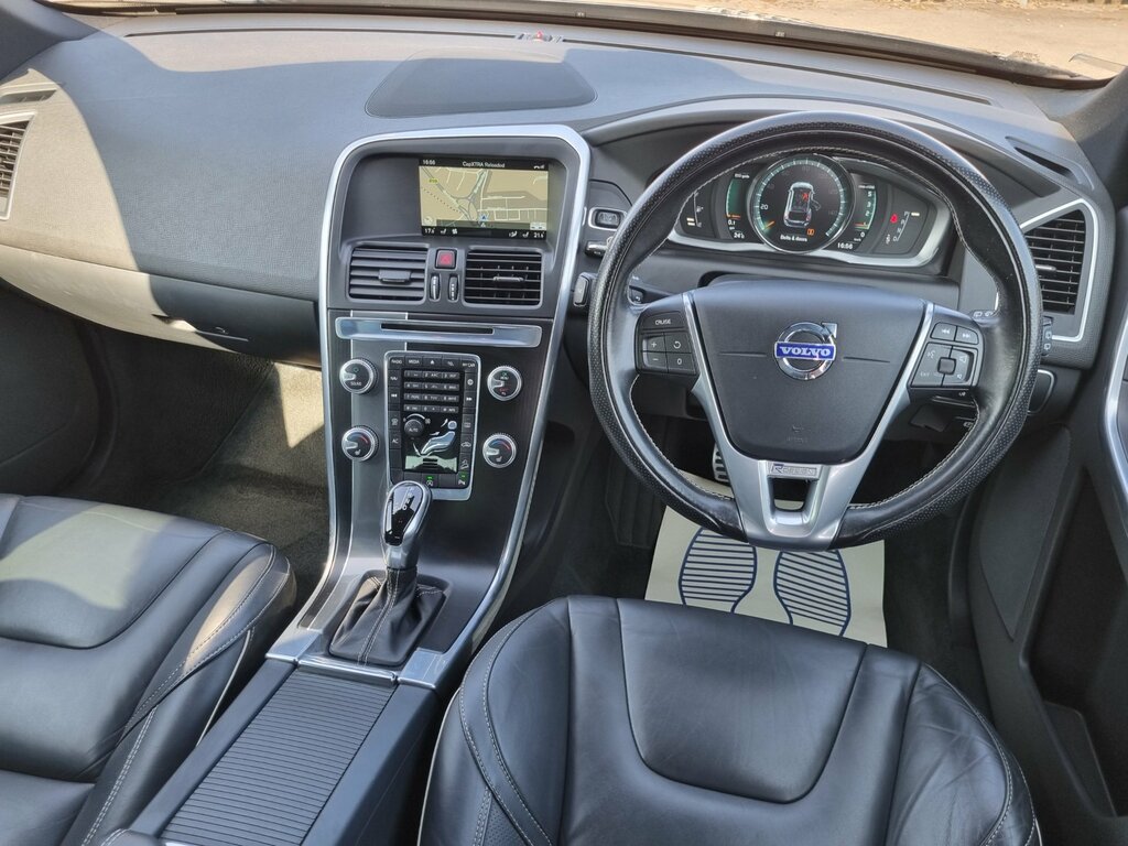 Volvo XC60 Silver #13
