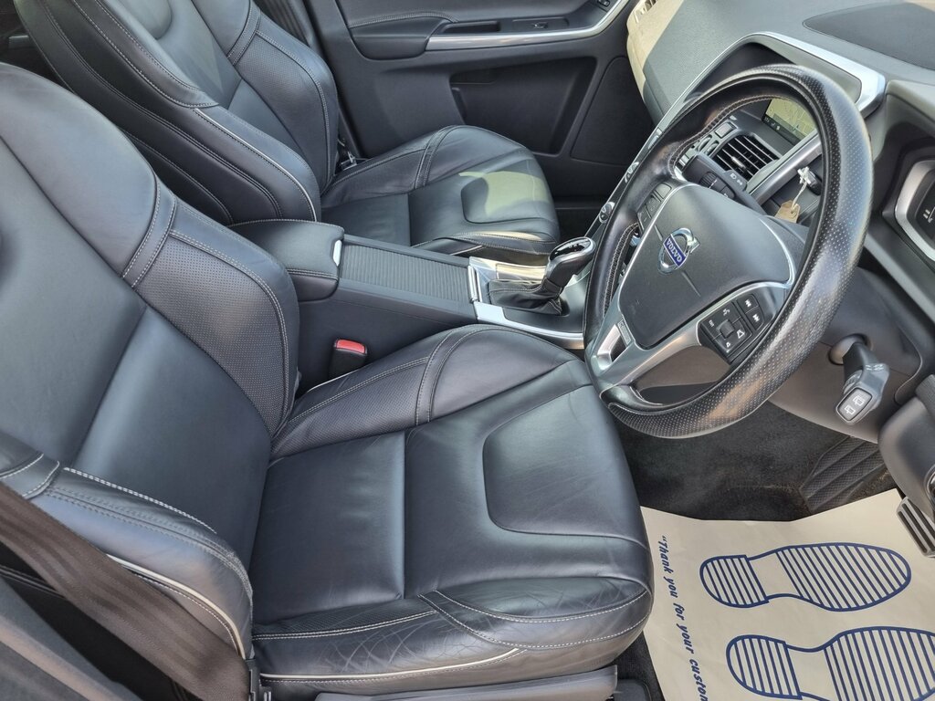 Volvo XC60 Silver #12