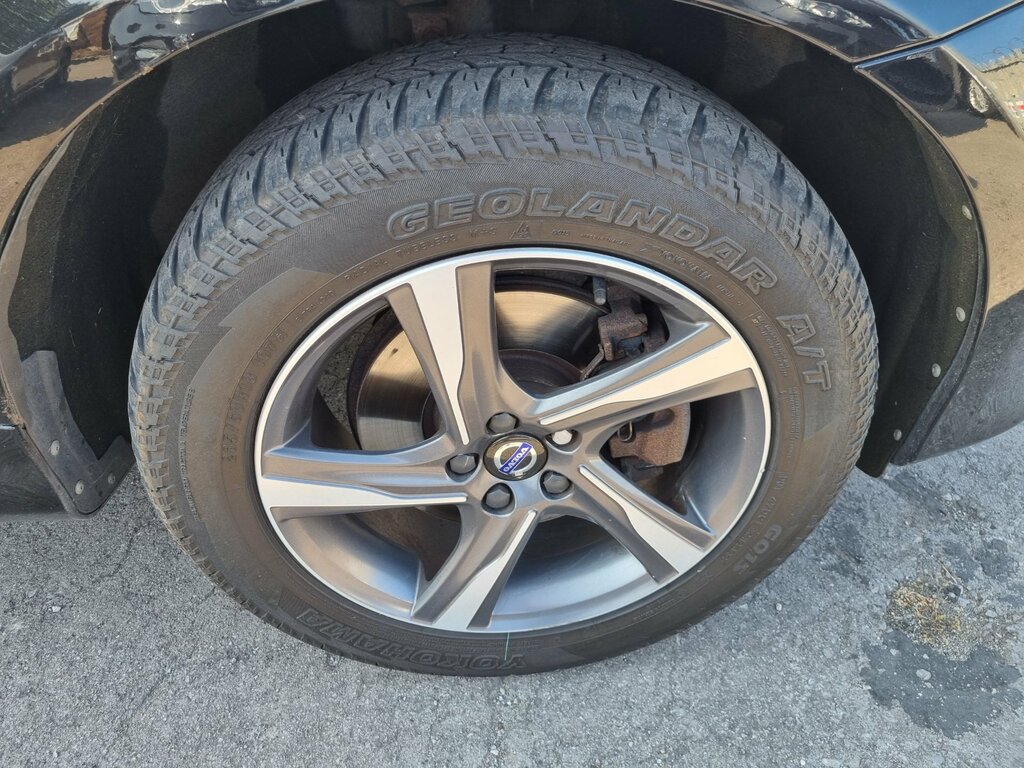 Volvo XC60 Silver #28