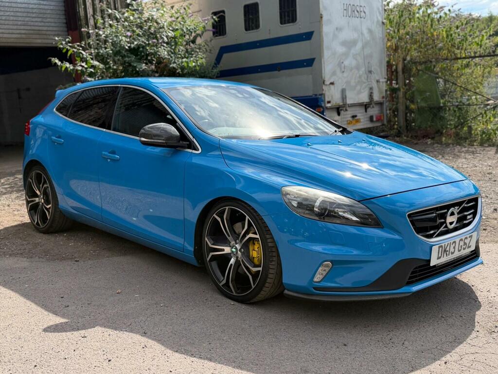 Volvo V40 Volvo V40 1.6 D2 R-design Euro 5 Ss Red #56