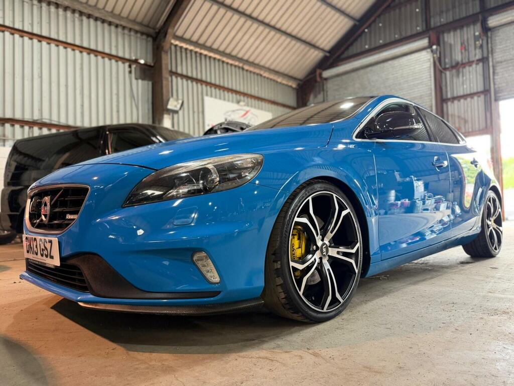 Volvo V40 Volvo V40 1.6 D2 R-design Euro 5 Ss Red #30