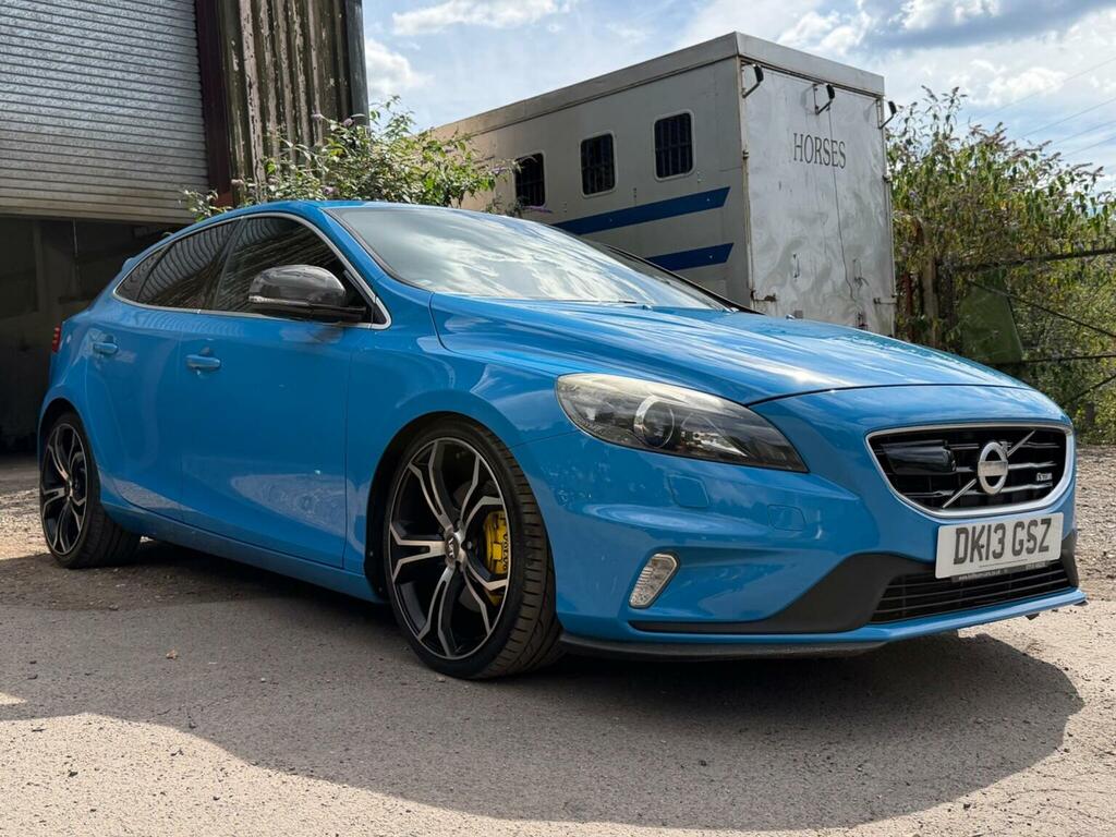 Volvo V40 Volvo V40 1.6 D2 R-design Euro 5 Ss Red #47