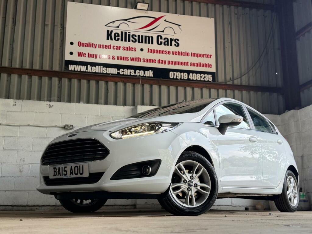 Ford Fiesta Hatchback 1.25 Zetec Euro 6 201515 BA15AOU White