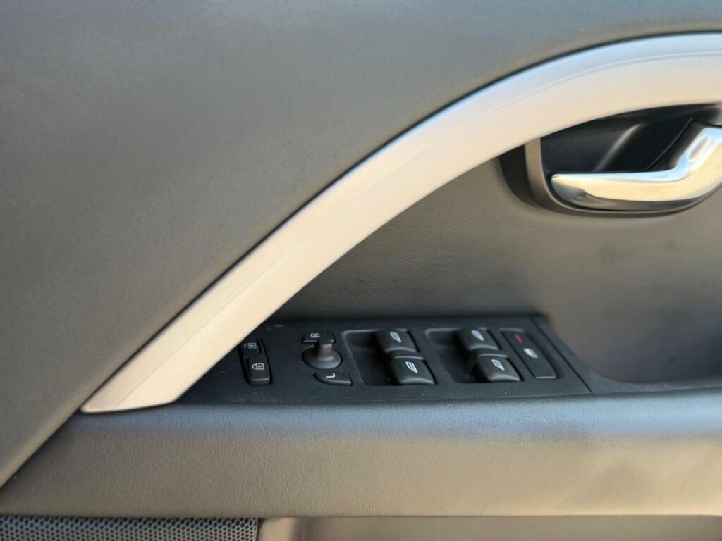 Volvo V70 Renault Trafic Ll29 Energy Dci 125 Sport Nav 9 Sea Silver #25