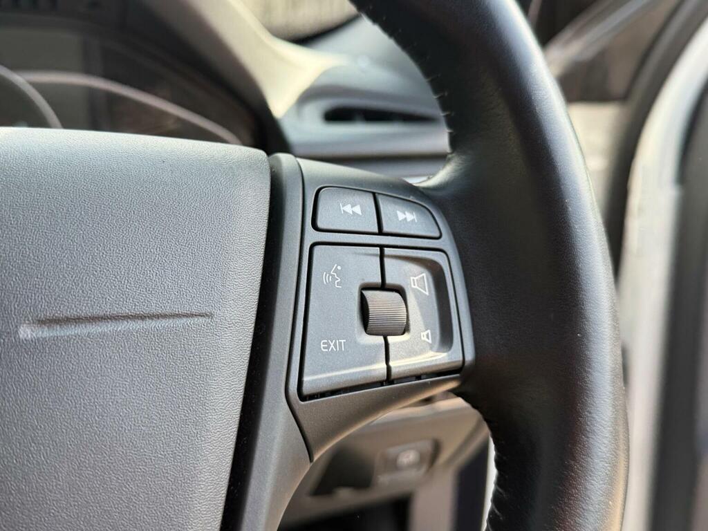 Volvo V70 Renault Trafic Ll29 Energy Dci 125 Sport Nav 9 Sea Silver #27