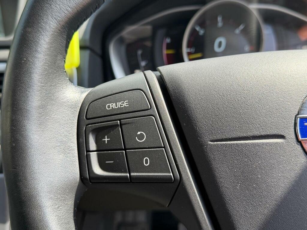 Volvo V70 Renault Trafic Ll29 Energy Dci 125 Sport Nav 9 Sea Silver #26