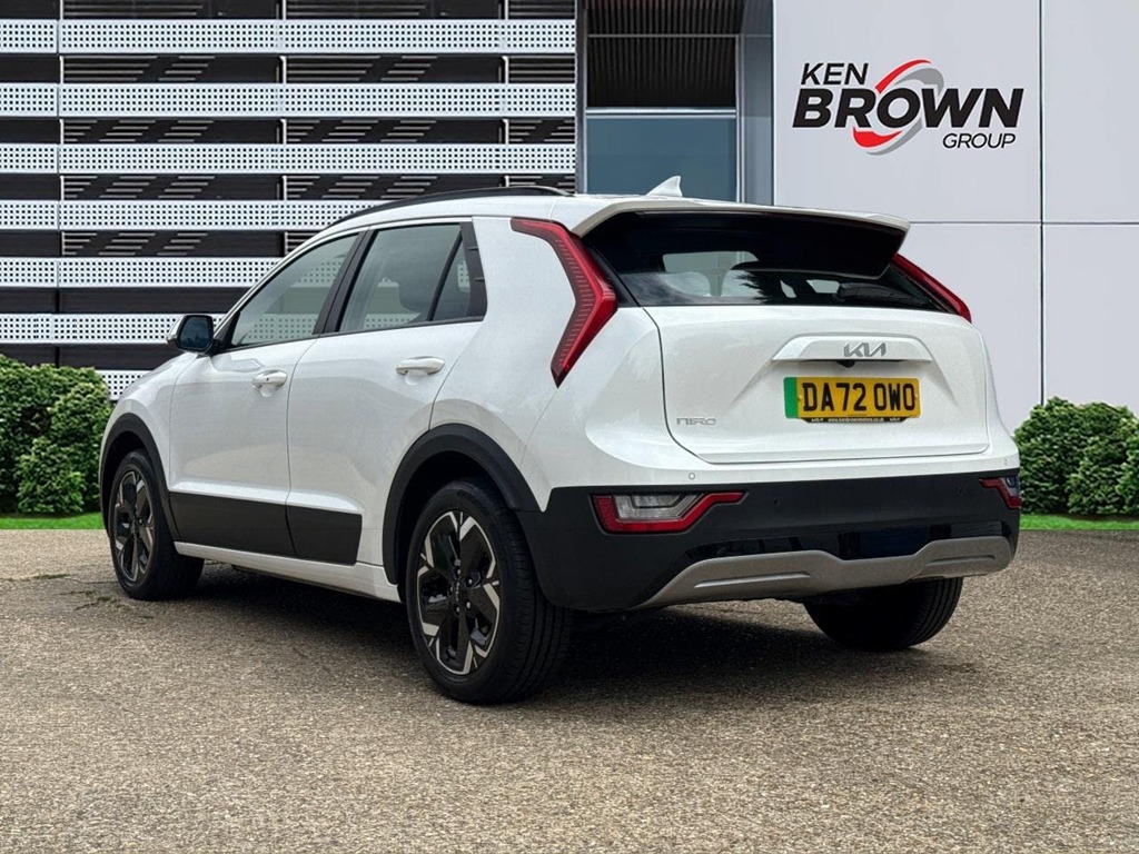Kia e-Niro 64.8Kwh 2 Suv White #2