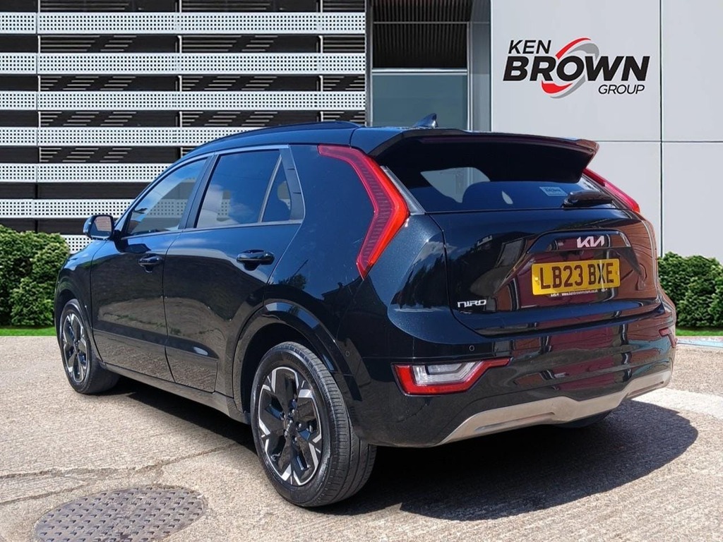 Kia e-Niro 64.8Kwh 4 Suv Black #2