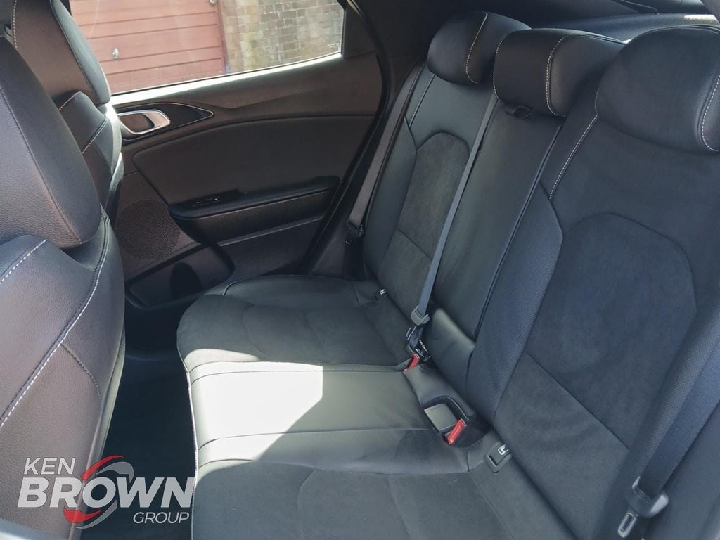 Kia Xceed 1.5 T-gdi Dct Gt-line Silver #16