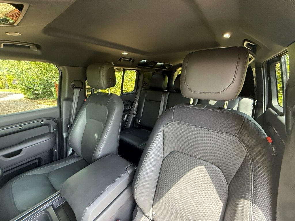 Land Rover Defender 110 Suv Black #6