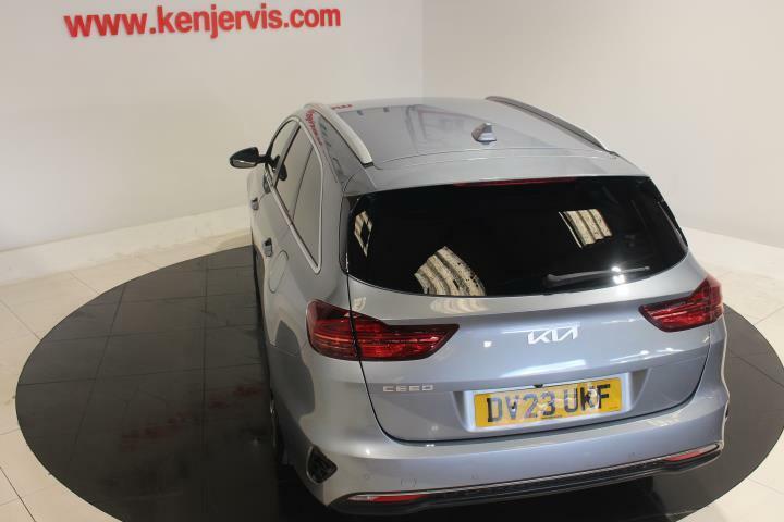 Kia Ceed 1.5 T-gdi 3 Sportswagon Dct Euro 6 Ss Silver #4