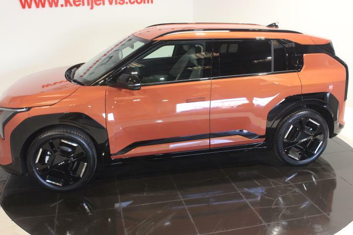 Kia EV3 81.4Kwh Gt-line Suv 201 Bhp Orange #2