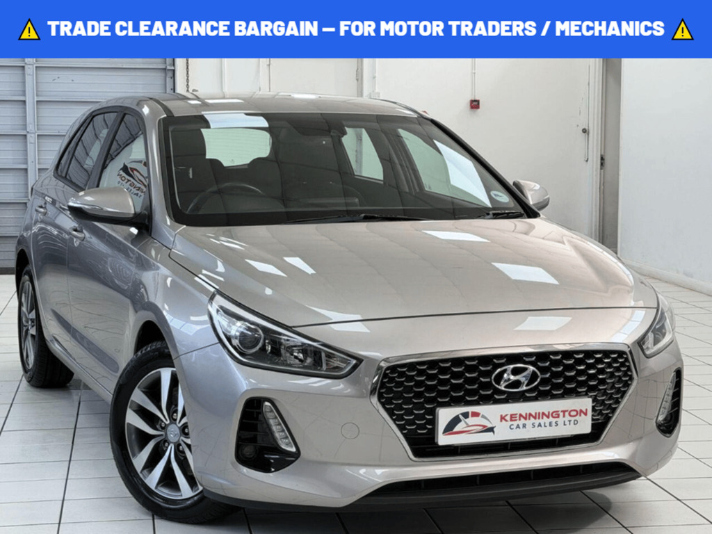 Hyundai I30 1.6 Crdi Blue Drive Se Nav Dct Euro 6 Ss 5Dr, White