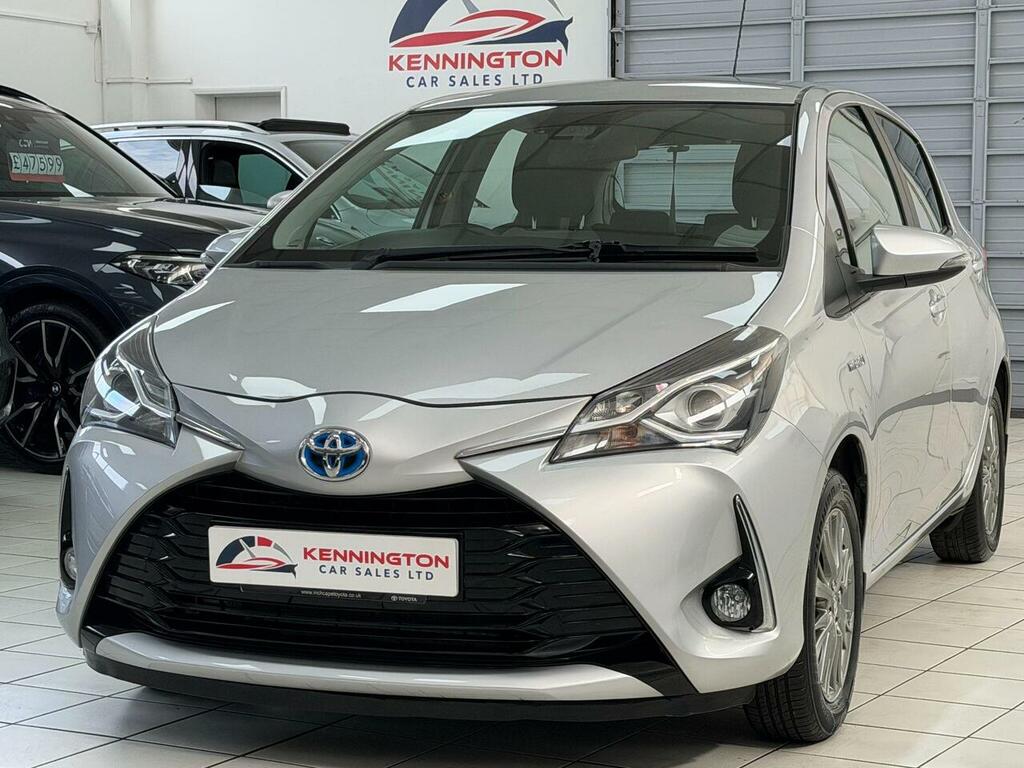 Toyota Yaris 1.5 Vvt-h Icon E-cvt Euro 6 Ss Silver #6