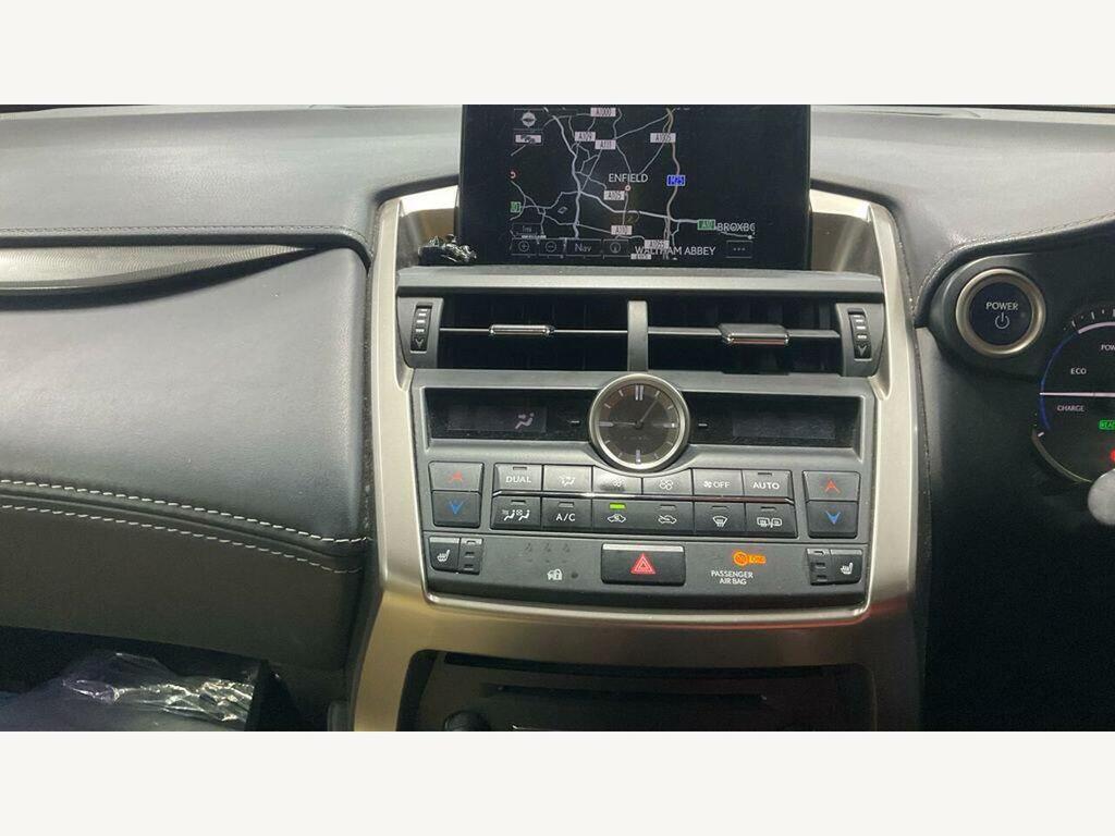 Lexus NX 2.5 300H Luxury E-cvt 4Wd Euro 6 Ss Silver #6